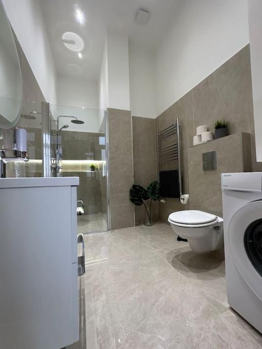 The Pearl Apartment Budapest Bagian luar foto